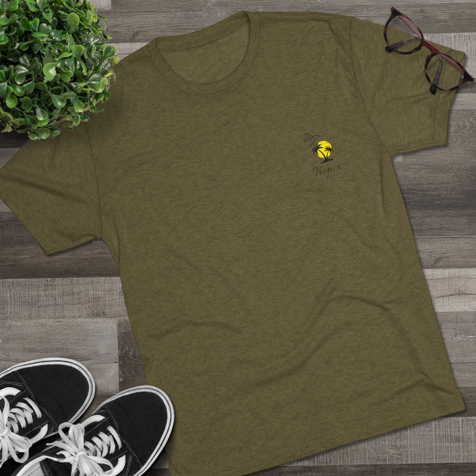 Casual Graphic Tee with Palm Design, Summer Vibe, Unisex Shirt for Beach Lovers, Vacation Outfit, Gift for Outdoor Enthusiasts